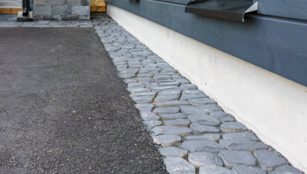 Best Concrete Driveway Installation  in Green Meadows, OH